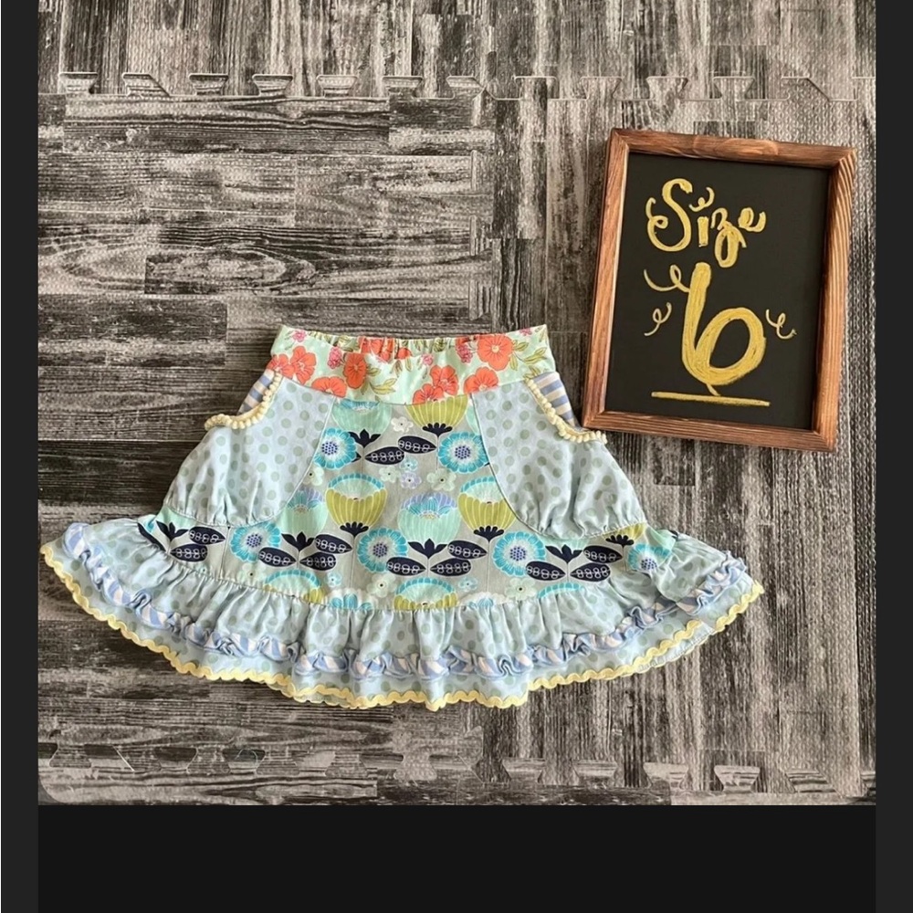 Matilda Jane Floral Ruffle Skirt with built in shorts Girl’s size 6